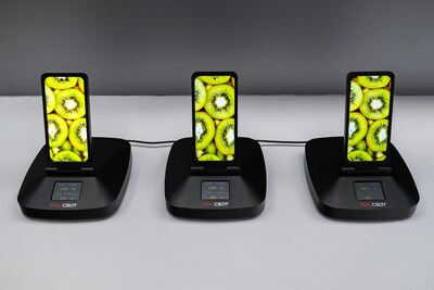 World's Lowest-power Consumption Super Pixel Mobile Display (6.9”)