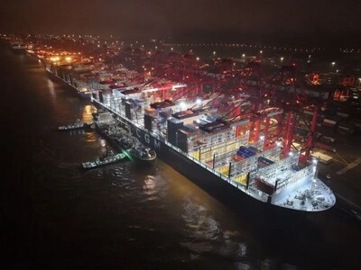 Shanghai Electric completes its first large-scale biomethanol bunkering for CMA CGM OSMIUM at Shanghai’s Yangshan Port. (PRNewsfoto/Shanghai Electric)