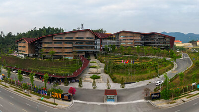 defaultBuilt on a 10-hectare campus in the former administrative centre of Lao Cai Province, a thoughtfully crafted boarding ecosystem where British architectural elegance meets the spirit of the local landscape, echoed in terraced rice fields and rolling tea hills Each day at Ardingly College Vietnam is a natural interplay between academic learning, physical development and structured boarding life - where every experience contributes to a purposeful journey of growth.