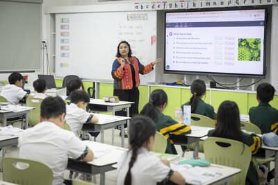 The academic framework at Ardingly College Vietnam is inherited from the organisational model of Ardingly College in the United Kingdom. From a strong Prep School foundation to a focused and rigorous Lower Secondary programme that prepares students for the IGCSE and A-Levels pathway in Senior School, every stage is strategically designed to optimise long-term student success. As one of only five official Oxford AQA examination centres in Vietnam, students are able to sit their IGCSE and A-Levels directly on campus.