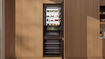 LG Built-in Wide Combi Refrigerator delivers energy-efficient, large-capacity storage with AI-driven cooling performance for optimized freshness.