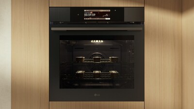 LG Built-in Camera Oven delivers a faster, smarter cooking experience with AI Gourmet™, offering personalized cooking recommendations, No Preheat Air Cooking, and the convenience of Knock-on InstaView.