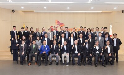 SK Chemicals hosted CEOs and senior executives from member companies of Japan’s Kansai Association of Corporate Executives, including Saraya, Toyota Mobility, and All Nippon Airways (ANA), at its Ulsan plant in Nam-gu, Ulsan.