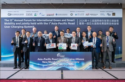 ITS Malaysia and ITS Singapore Joined Asia-Pacific Road User Charging Alliance and witnessed by ITS America, ITS New Zealand, ITS Taiwan, and ITS Thailand