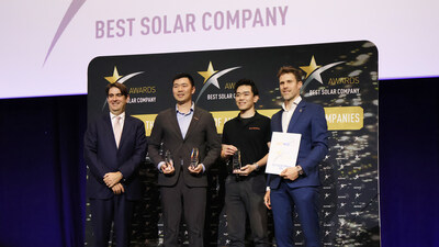 From left to right: David McElrea (CEO, SEC), Neil Yang (Channel Sales Manager, Sungrow Australia), Leo Liu (Marketing Manager, Sungrow Australia), Warwick Johnston (Managing Director, SunWiz)