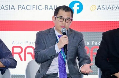(Left to right) Mark Chong, Chief Executive Officer, SingPost; Andy Lim, Head of Commercial, SingPost; Derrick Chan, Managing Director, Singapore and Malaysia, Fullerton Health; Ho Kuen Loon, Group Chief Executive Officer and Executive Director, Fullerton Health.