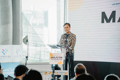 Lee Jong-mun, Head of the LNG Business Division at SK Innovation E&S, delivers congratulatory remarks at the MAJU:ON Final Demo Day held on May 21 at the Garuda Spark Innovation Hub in Jakarta, Indonesia.