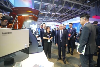 MAXHUB showcases its solutions for collaborative meetings, smart education, and industrial robotics at the 2026 BRICS Expo.