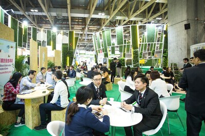 Sands China has long played a proactive role in promoting Macao’s MICE industry, leveraging its world-class integrated resorts to enhance the city’s capacity and competitiveness in hosting large-scale international MICE events. As of now, Sands China has hosted nearly 12,800 MICE events, attracting over 15.7 million MICE visits from around the world. These efforts continue to strengthen Macao’s position as one of the premier MICE tourism destinations in Greater China, Asia, and globally. (The 2018 Macao International Environmental Co-operation Forum and Exhibition) (PRNewsfoto/Sands China Ltd.)