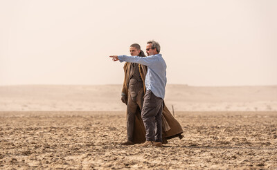 (L-r) TIMOTHÉE CHALAMET and Director/Writer/Producer DENIS VILLENEUVE on the set of Warner Bros. Pictures and Legendary Pictures’ action adventure “DUNE: PART THREE,” in the Liwa Desert, Abu Dhabi. A Warner Bros. Pictures release. Photo by Niko Tavernise. (L-r) TIMOTHÉE CHALAMET and Director/Writer/Producer DENIS VILLENEUVE on the set of Warner Bros. Pictures and Legendary Pictures’ action adventure “DUNE: PART THREE,” in the Liwa Desert, Abu Dhabi. A Warner Bros. Pictures release. Photo by Niko Tavernise.