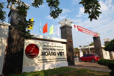 Hoang Viet School