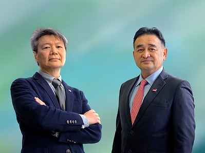 Professor Li Wen Jung(right) and Professor So Hing Cheung