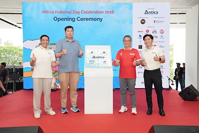 Left to right: Dr Maliki Osman, Mr Andre Tanoto, Minister Edwin Tong, Mr Dixon Lim at the official inauguration of Antica Community Development & Services (ACDS), representing our four impact groups.