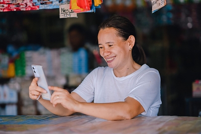 By integrating wealthtech innovations that open access to investments in stocks, bonds, funds, and more directly through its app, GCash helps Filipinos plan and prepare for their long-term financial security.