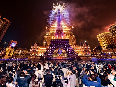 The Parisian Macao will mark its 10th anniversary on Sept. 13. Over the past decade, the integrated resort has not only evolved into a landmark on the Cotai Strip, but has also demonstrated Sands China’s steadfast confidence in Macao’s long-term growth, as well as its enduring commitment to expanding non-gaming elements, supporting Macao’s economic diversification and its status as World Centre of Tourism and Leisure.