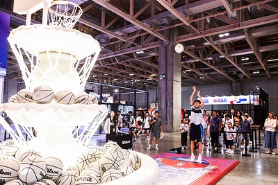 The expanded edition of NBA HOUSE Macao 2026 is coming Oct. 7-11 to Halls A and B of The Venetian Macao’s Cotai Expo. Open free of charge to the public from 11 a.m. to 10 p.m. each day, the five-day festival brings together basketball, music and entertainment, fashion and retail, interactive technology, and specialty dining offerings for residents and visitors alike.