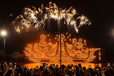Nakhon Phanom Illuminated Boat Procession reflects generations of faith, local craftsmanship and riverside tradition. As a Signature Thailand Event moving towards “Must-Experience in Thailand” status, the celebration supports TAT’s Night Economy direction by encouraging visitors to stay longer and experience more of the province.