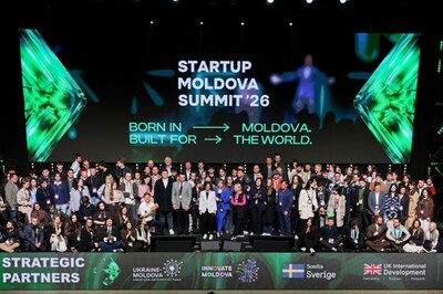 Group photo of participants of the Startup Moldova Summit 2026