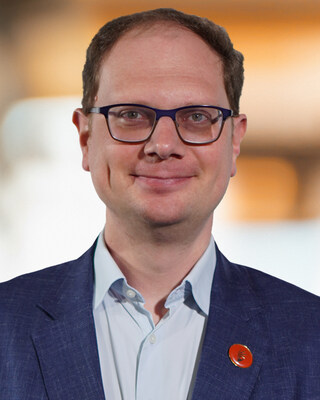 Peter DeYoung、CEO、Piramal Global Pharma
