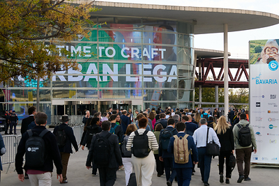 Attendees arrive at the last edition of Smart City Expo World Congress