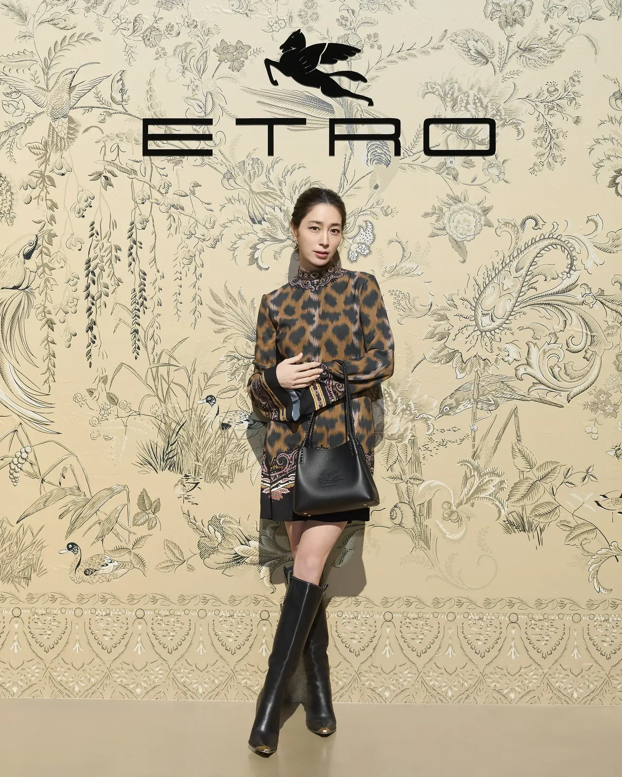 /사진=제목: 에트로, 2026 봄-여름 '자유로운 에너지' 컬렉션 공개