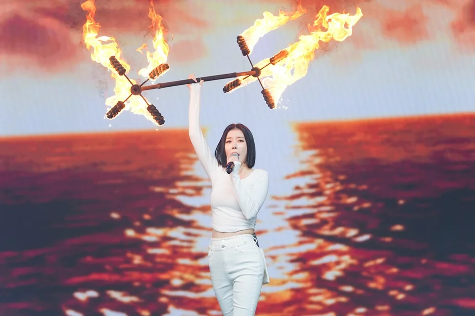 
                /사진=TV CHOSUN '미스트롯4' 비타오걸, 불쇼로 무대 장악 예고
            