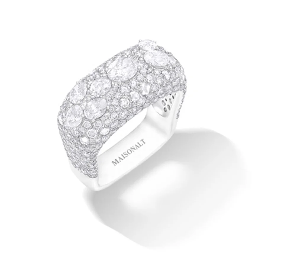 
                /사진=메종알트, '2026 캠페인'으로 바디를 캔버스 삼다
            