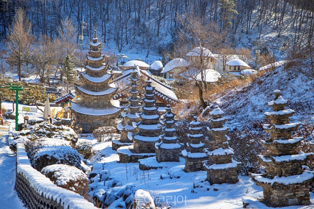 용인 와우정사/사진-경기관광공사