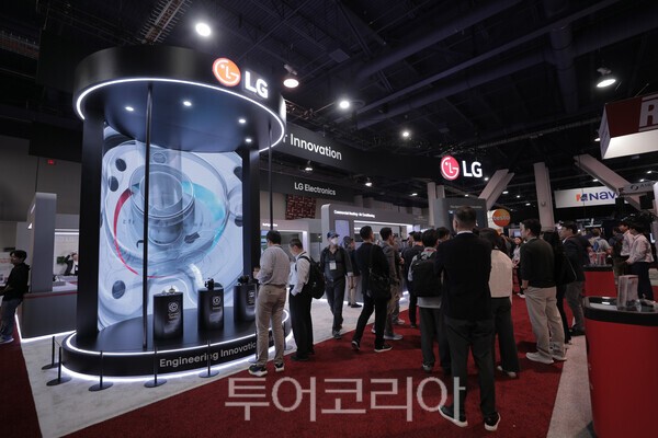 LG전자는 4일까지 미국 라스베가스에서 열린 'AHR 2026'에서 레시프로 컴프레서, 로타리 컴프레서, 팬모터의 구조적 혁신 기술을 담은 코어테크를 소개했다. /사진-LG전자