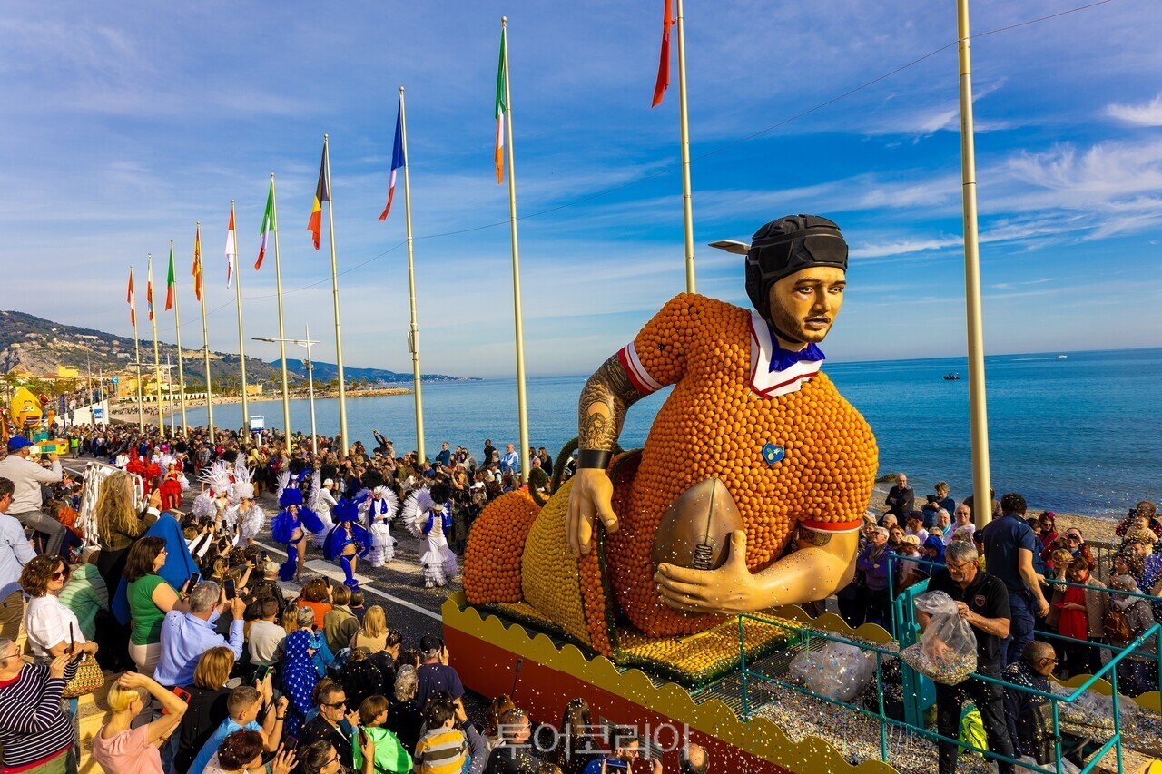망통 레몬 축제 ©Ville de Menton/사진-프랑스관광청