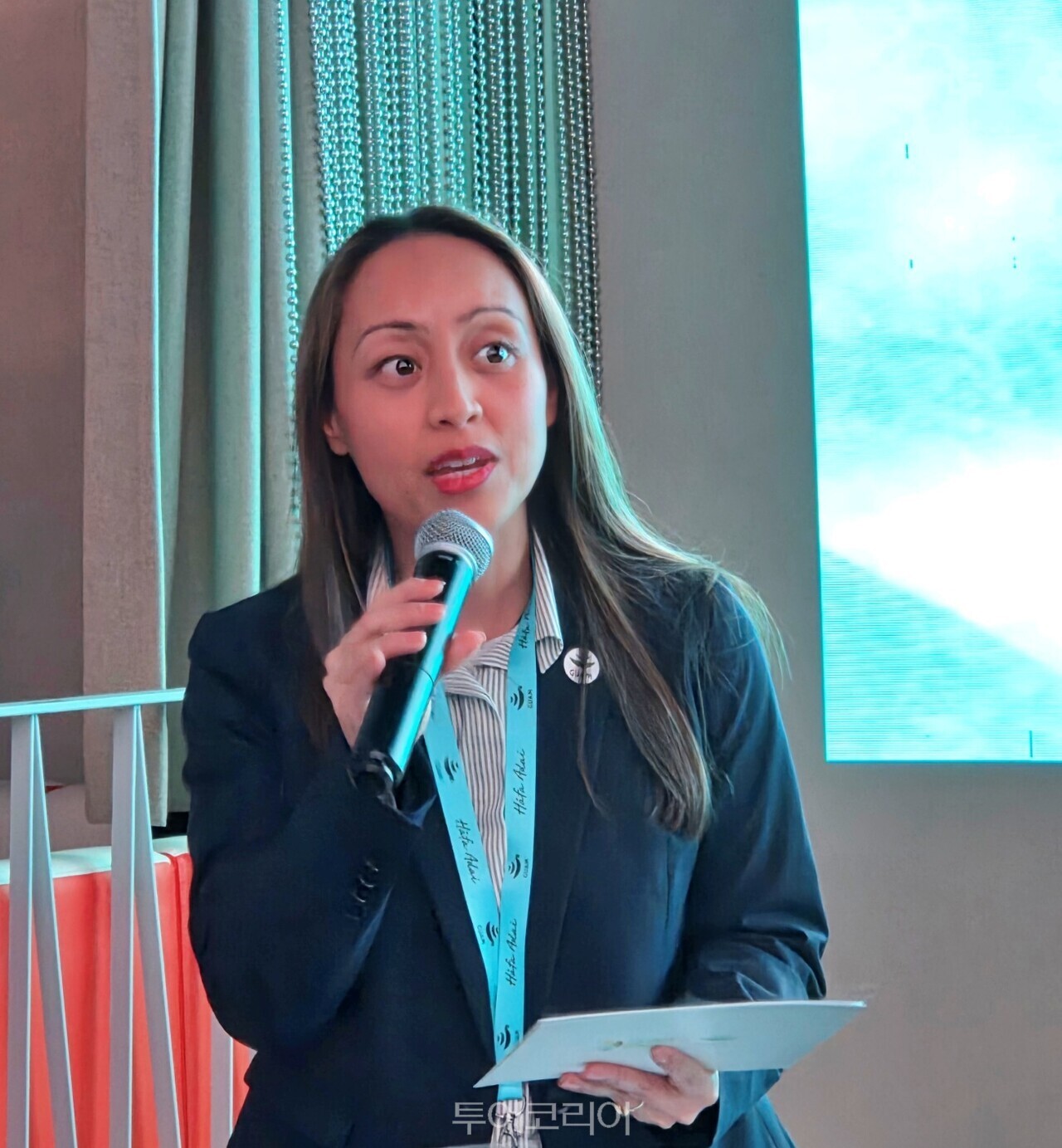 레진 비스코리 괌정부관광청장