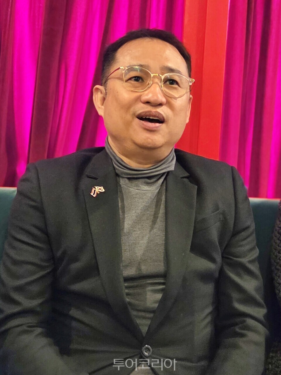 2월 1일부로 지난 3년간 성공적으로 임기를 마친 파타나퐁 퐁텅짜른 전임 소장. 