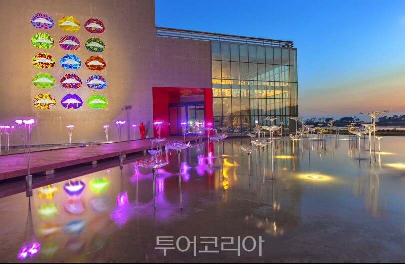 유리섬박물관 전경／사진－안산시