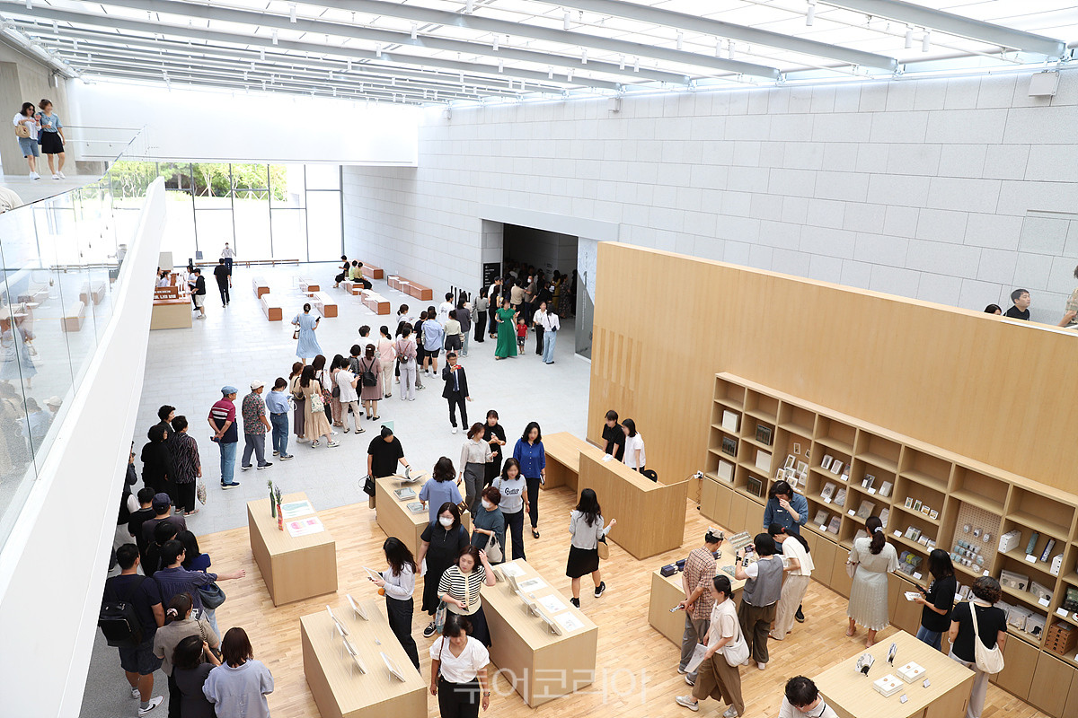 대구간송미술관 관람객들 모습 /사진-대구광역시