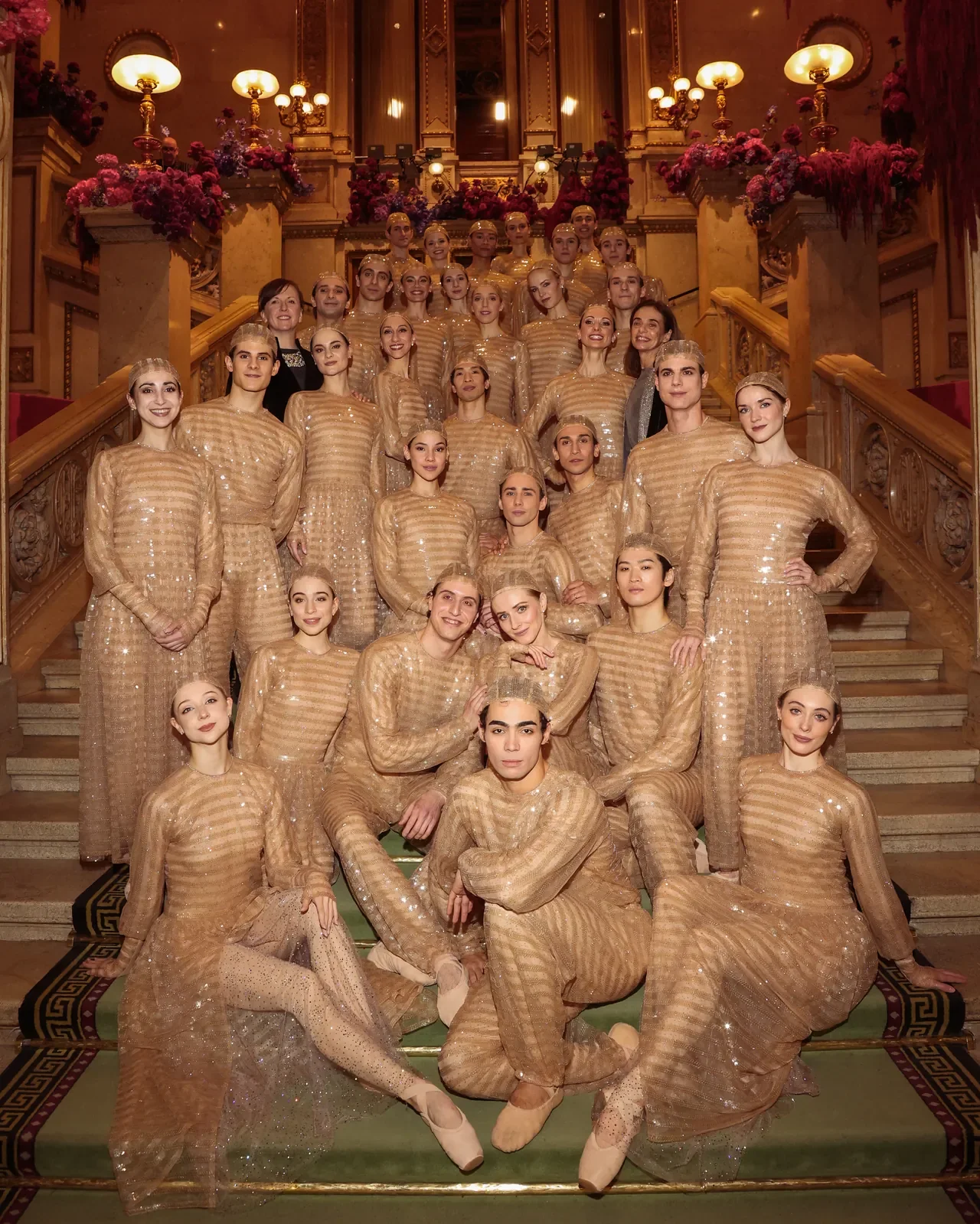 /사진=조르지오 아르마니, '빈 오페라 볼' 의상 디자인