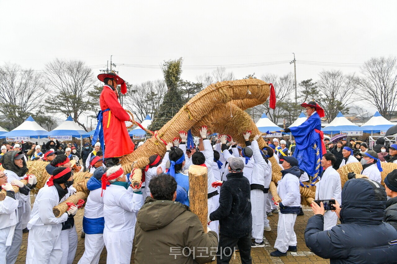 순흥초군청민속문화재 성하·성북 줄다리기 /사진-영주시