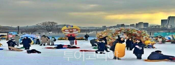 한강공원 눈썰매장 뽀로로 타요 테마존/사진=서울시