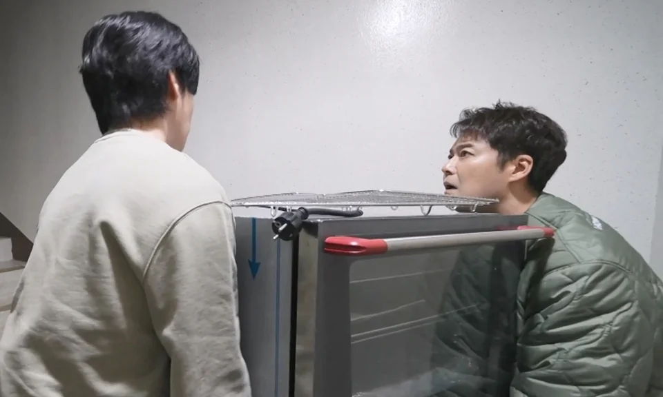 /사진='나 혼자 산다', 전현무 '오븐 배송' 애프터 서비스