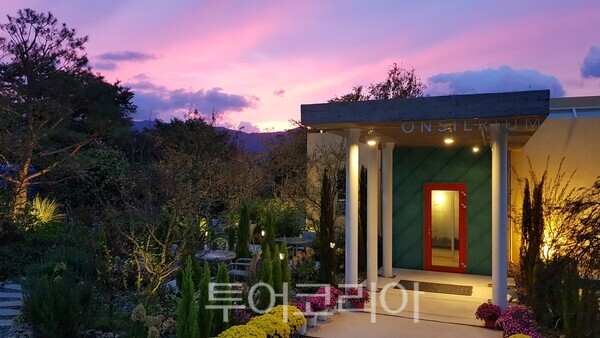 울산 울주군 상북면 산전리에 자리 잡은 ‘온실리움’/사진-온실리움