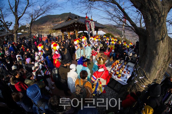 임실필봉마을 정월대보름 당산굿 모습/사진-투어코리아 유지훈 기자