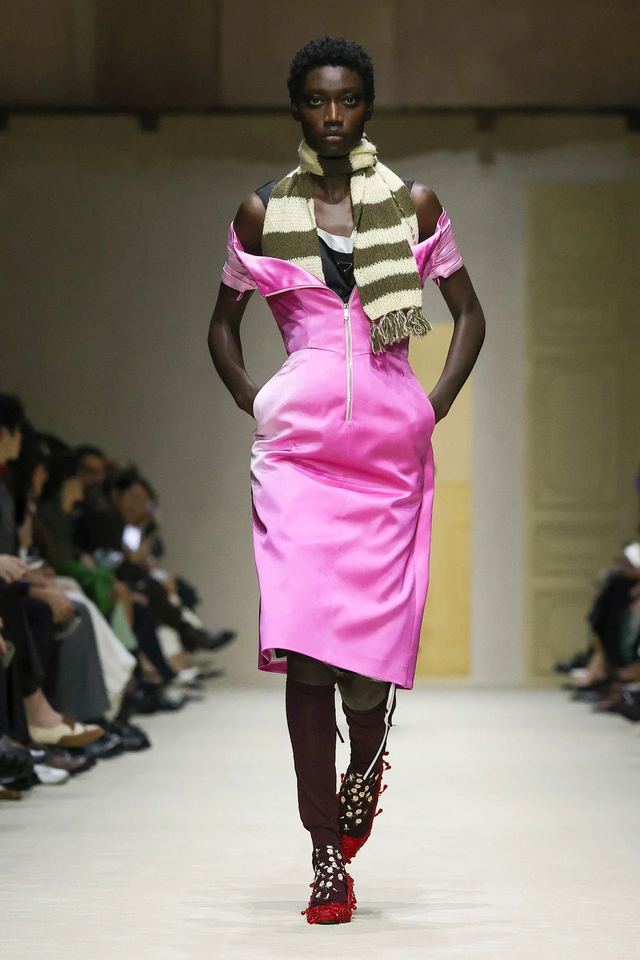 /사진=프라다, '2026 F/W 여성복' 쇼에 카리나·김태리·우영 참석