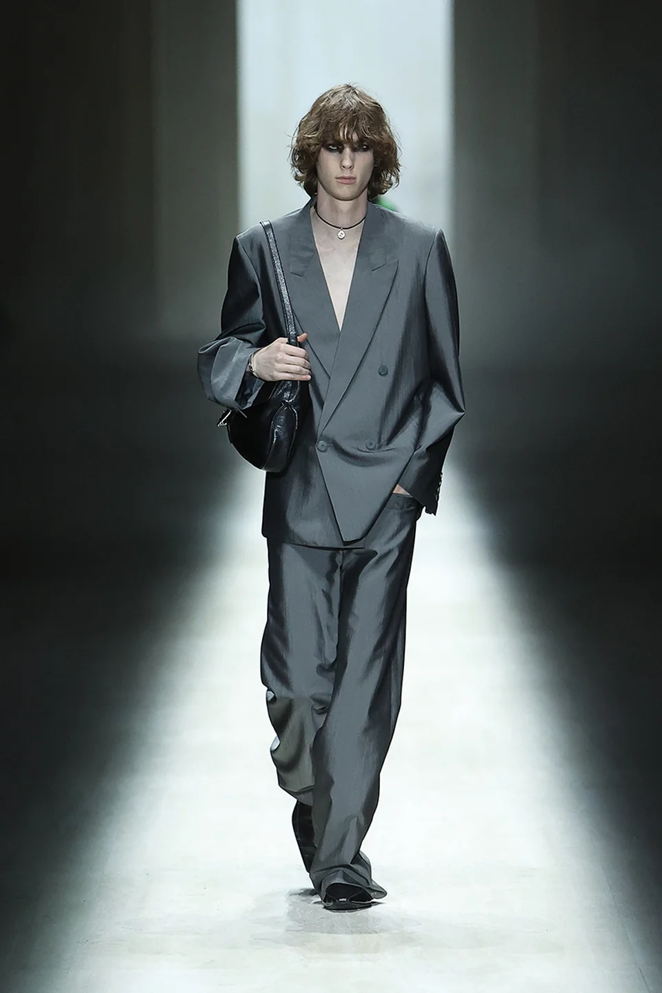 /사진=구찌, 뎀나 첫 컬렉션 '구찌 프리마베라' 공개