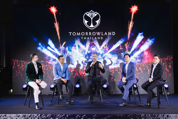 Right to Left: NAT KRUTHASOOT Deputy Governor for Tourism Products and Business, Tourism Authority of Thailand (TAT), Mr Rachata Thunyavuthi, WEAREONE.world Thailand Board Member, MR. Bruno Vanwelsenaers, CEO, WEAREONE.world, MR. ADIRAKE UNOSOT Deputy Governor of Chonburi Province, Representative of the Governor of Chonburi Province, ⁠MR. LAURENT DE GREEF, First Secretary, Embassy of the Kingdom of Belgium