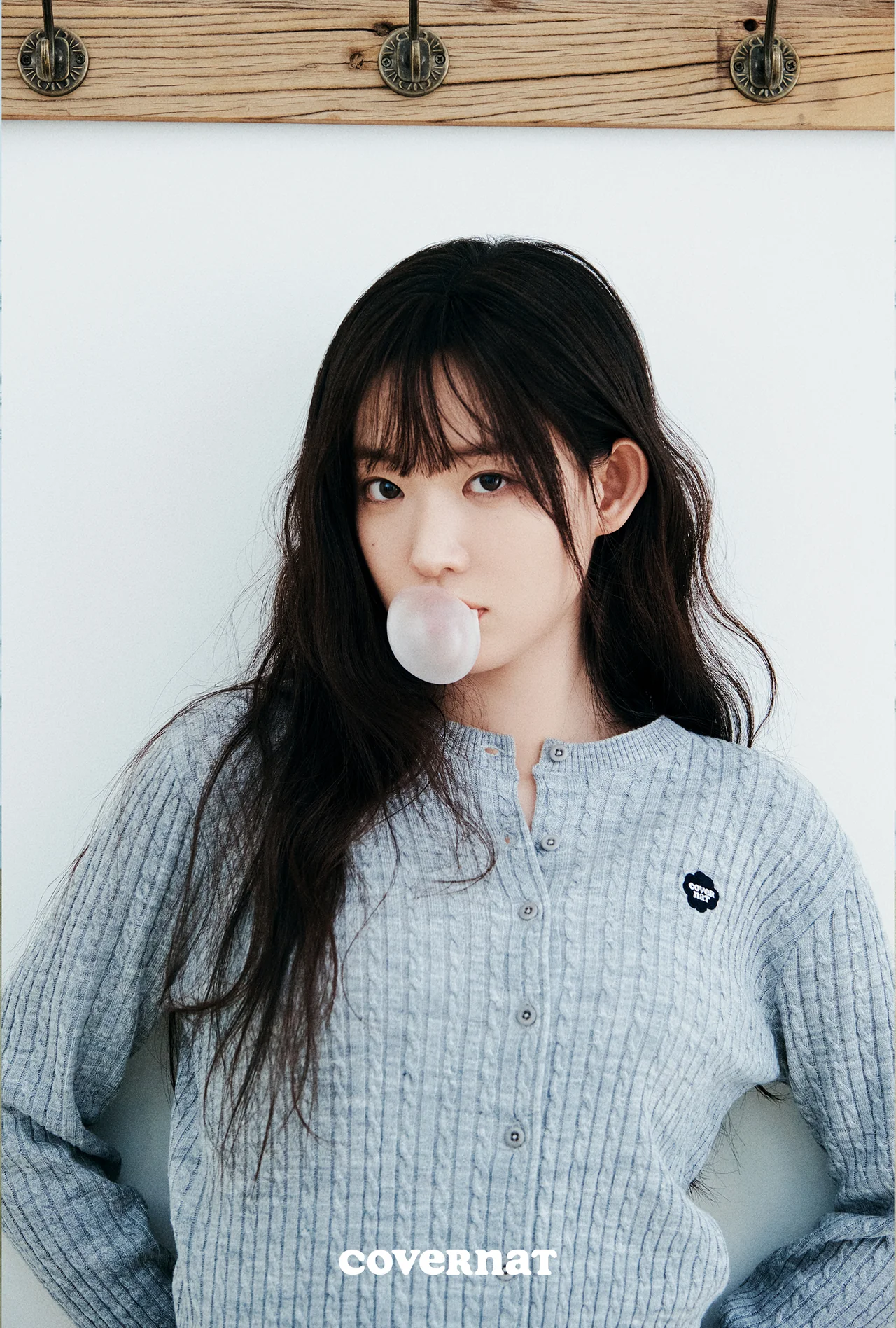 /사진=커버낫, 최윤지와 '26 봄 시즌 화보' 공개