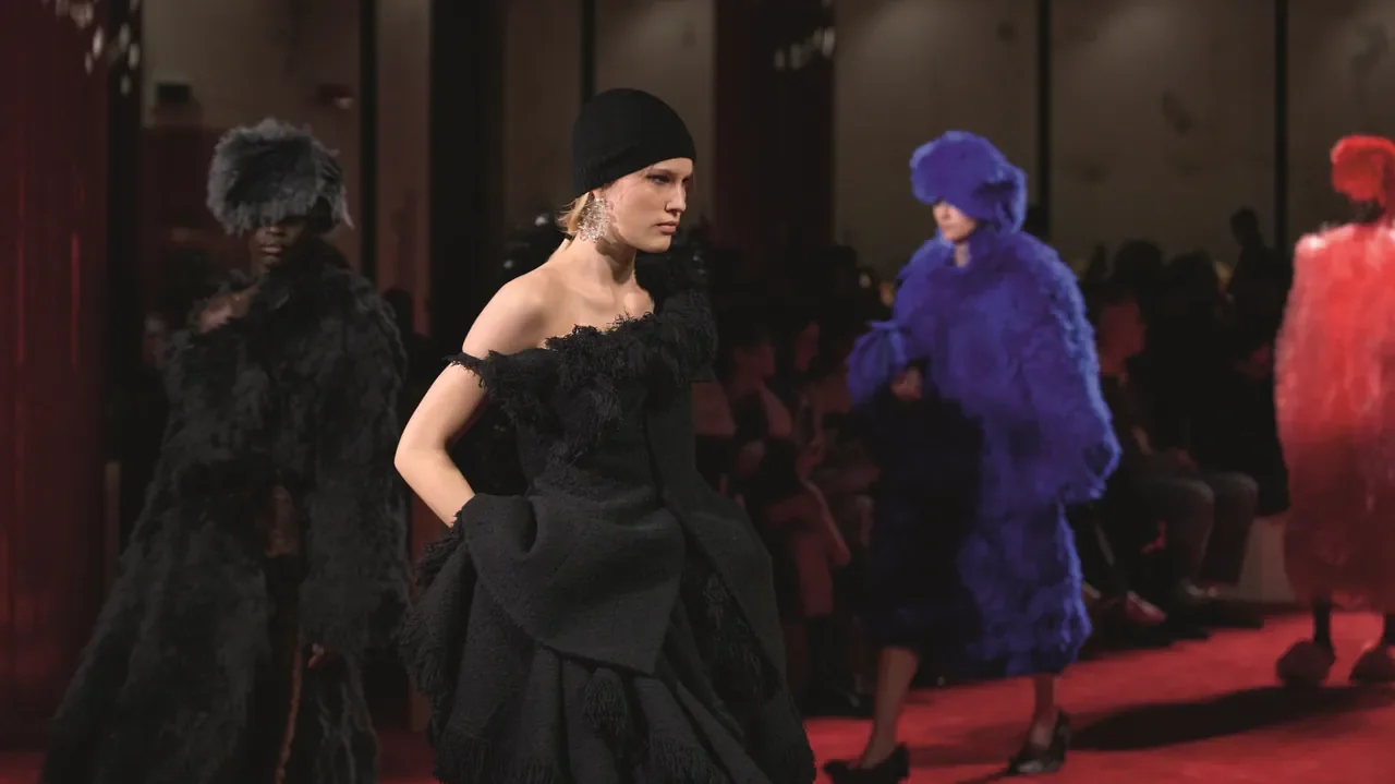 /사진=보테가 베네타, 2026 겨울 컬렉션 '브루탈리즘과 관능성'