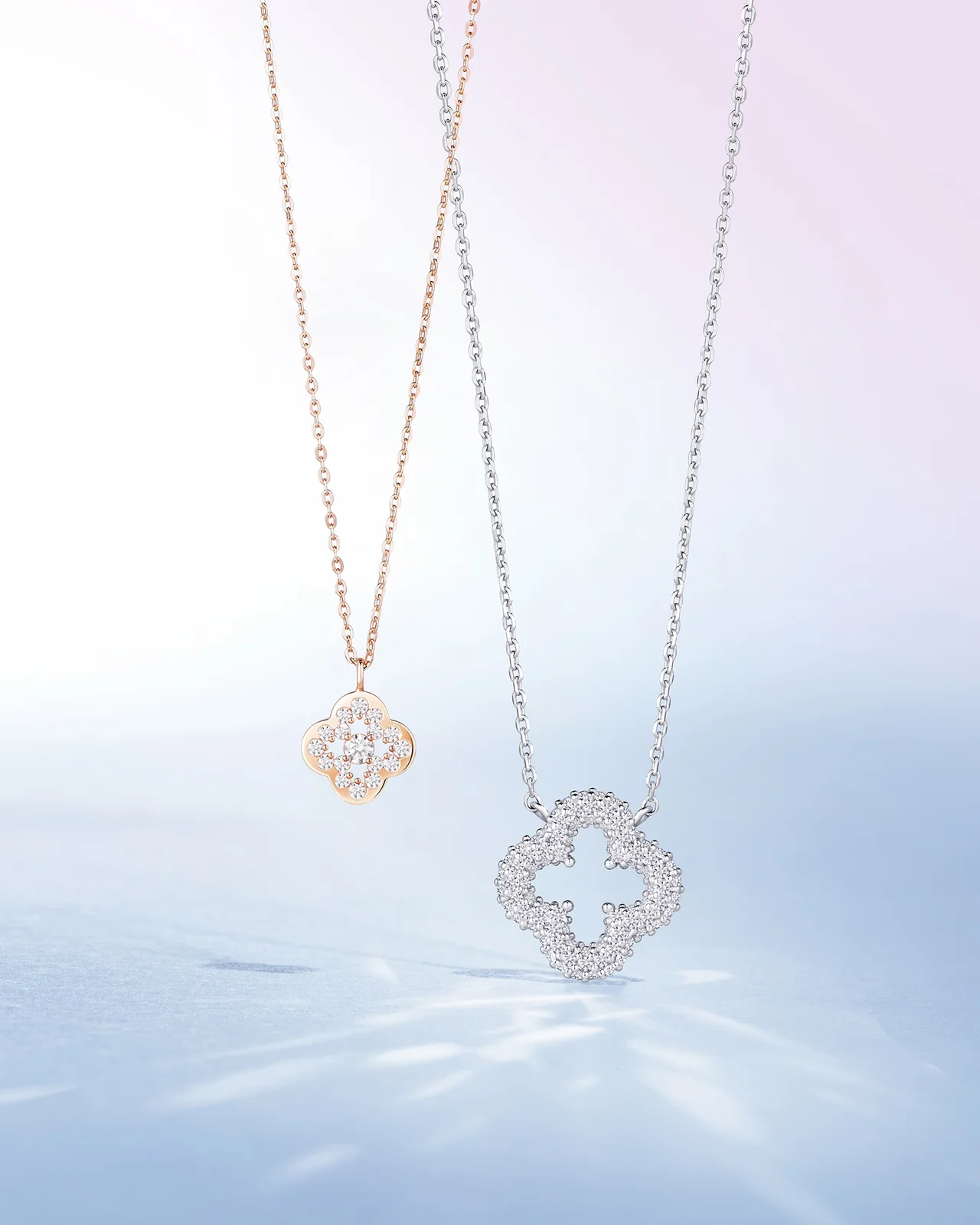 /사진=제이에스티나, 아이유와 ‘클로비아’ 컬렉션 공개