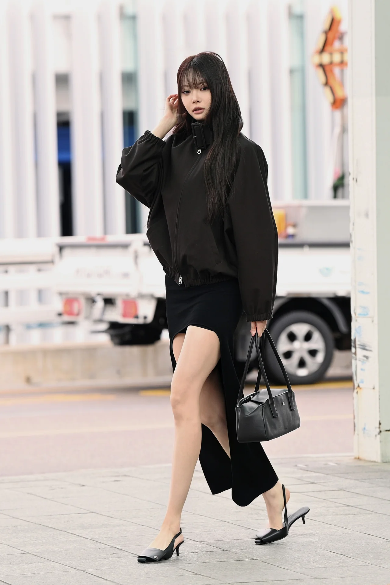 /사진='스타패션', 슬기·한소희·홍은채 공항패션 3색 매력