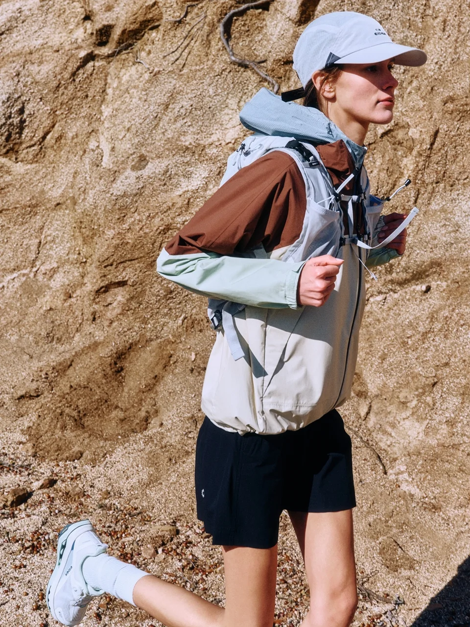 /사진=아이더, 봄철 경량 웨더 자켓 '모멘텀' 출시