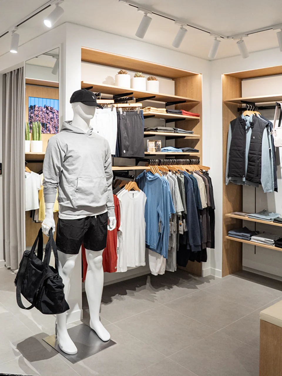 /사진=뷰오리, 롯데 본점 강북 첫 '웰니스 웨어' 매장 오픈