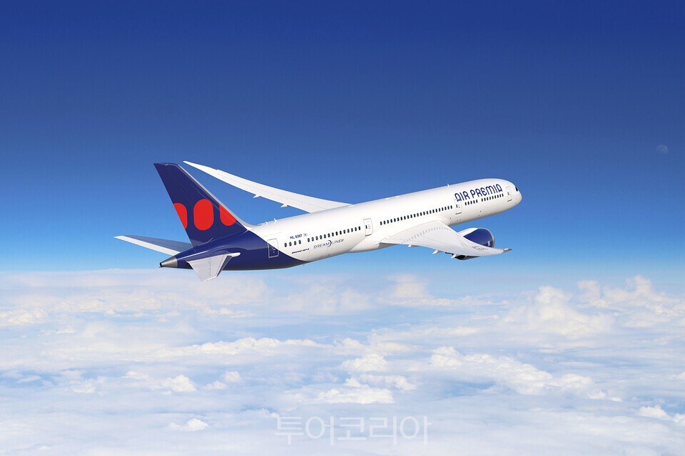 "에어프레미아 항공기 (3)" "Photo1 (1)" "에어서울 토스페이 제휴" "사진1) 에어부산 A321neoLR 항공기 이미지 (1)" "Photo_1" "진에어 B737-800" "[보도사진] 이탈리아 토리노" "[보도사진] 룩셈부르크" "[보도사진] A350" "사진1) 에어부산 A321neoLR 항공기 이미지" "Photo1"
